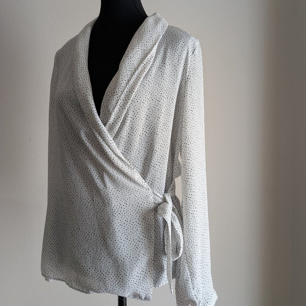 Polka Dot Wrap Shirt Lightweight